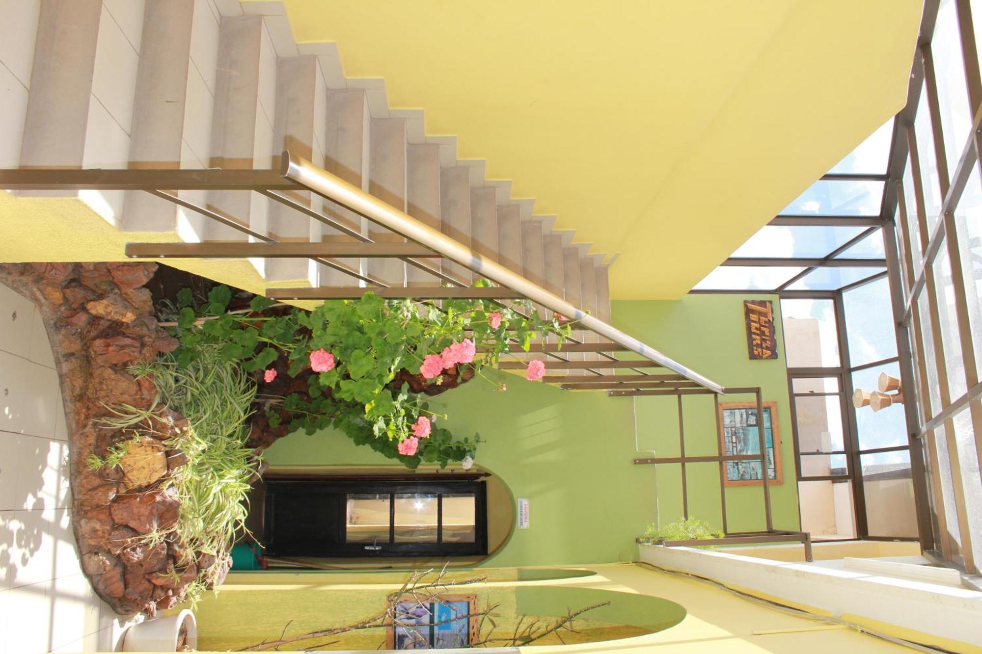 Mitru Express Tupiza Hotel Ngoại thất bức ảnh